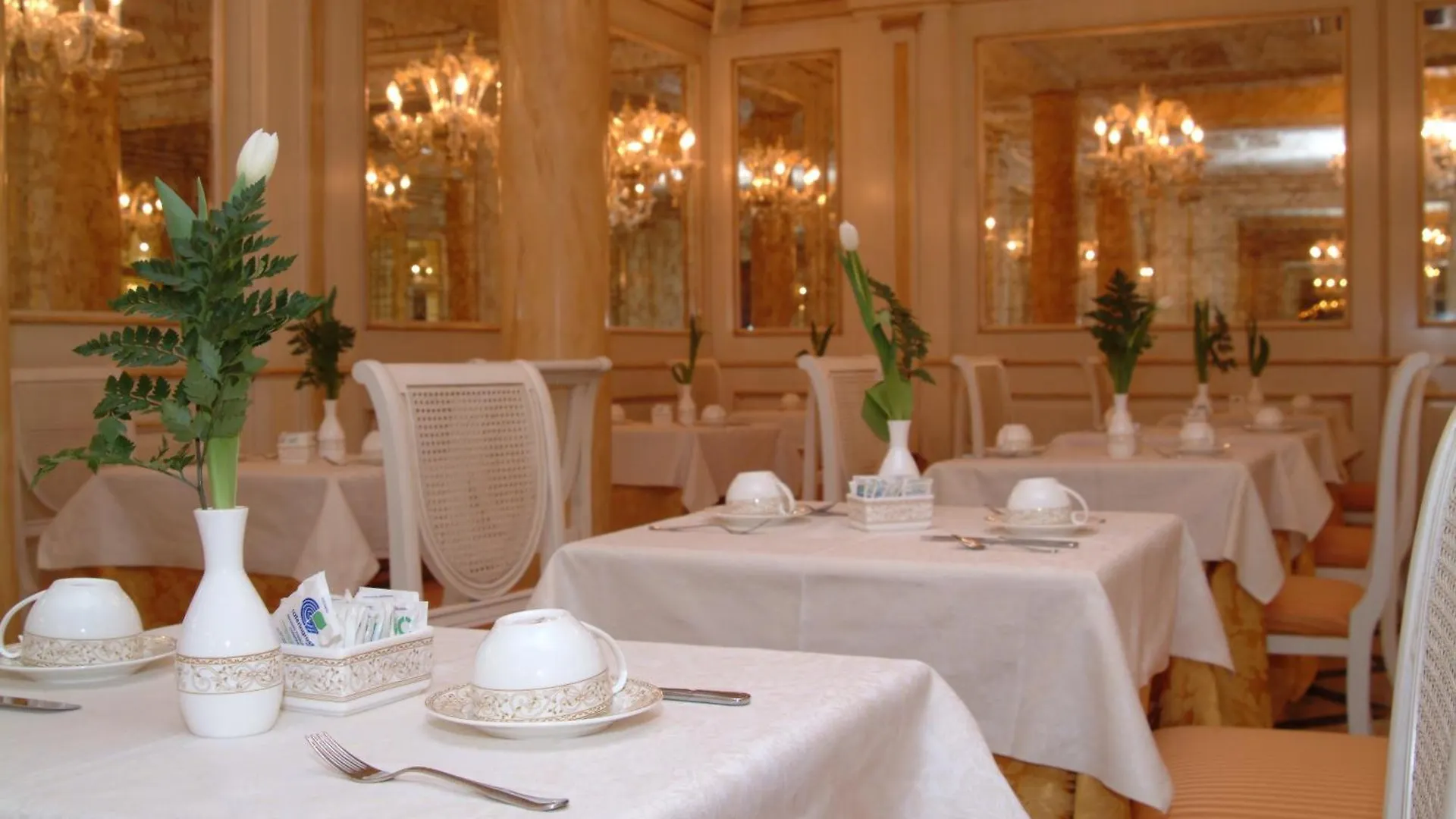 Hotel Belle Epoque Venice 3*,  Italy